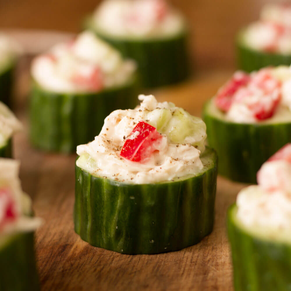 chicken cucumber cups feature image